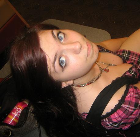 <img0*450:stuff/Me_ex_took_this.jpg>