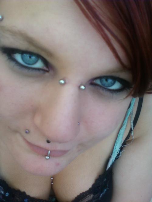 <img500*666:stuff/Red_Hurrz_%3bD.jpg>