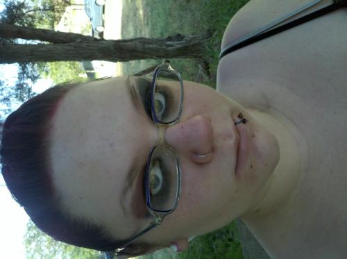 <img500*373:stuff/iss_my_new_hair.jpg>