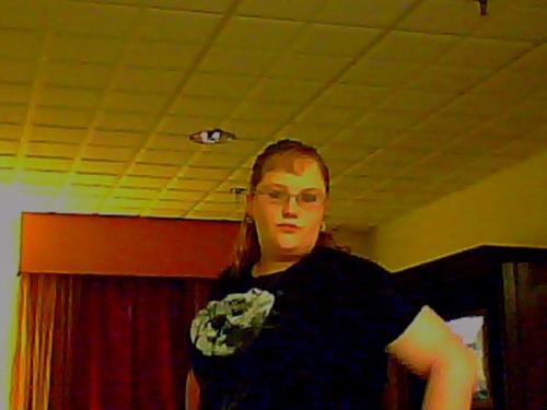 <img500*375:stuff/upper_body_shot.jpg>